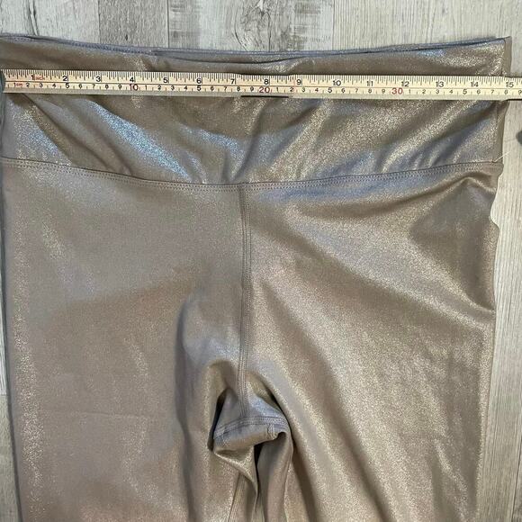 NWT NANETTE NANETTE LEPORE Metallic Yoga Leggings size Large 7/8 compression - Picture 6 of 13